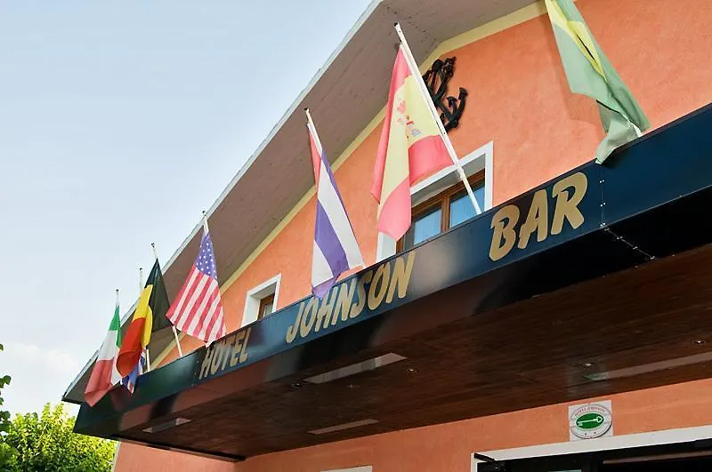 Hotel Johnson Peschiera del Garda 2*,
