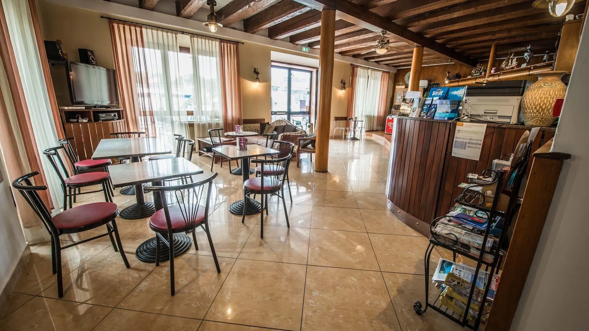 Hotel Johnson Peschiera del Garda