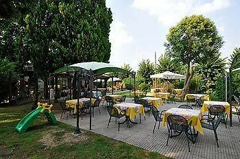 Hotel Johnson Peschiera del Garda