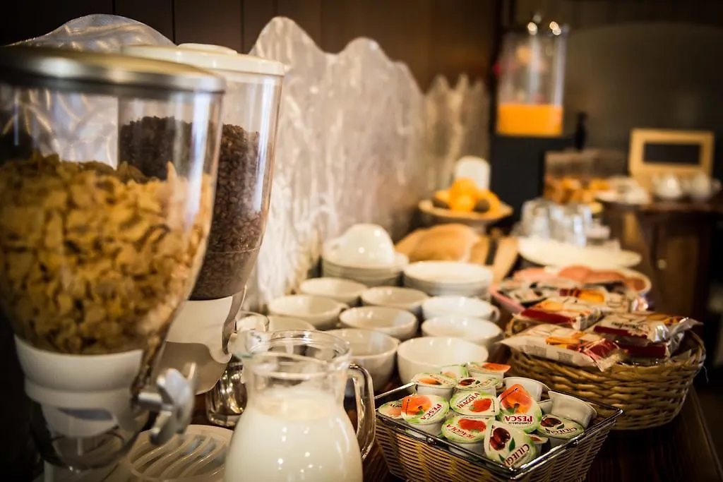 Hotel Johnson Peschiera del Garda