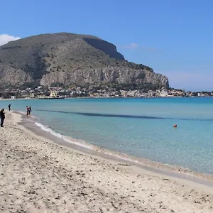 Da Sophie Villa Mondello